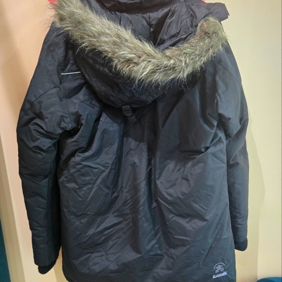 Kamik Insulated Down Black Winter coat size Medium - Picture 2 of 8